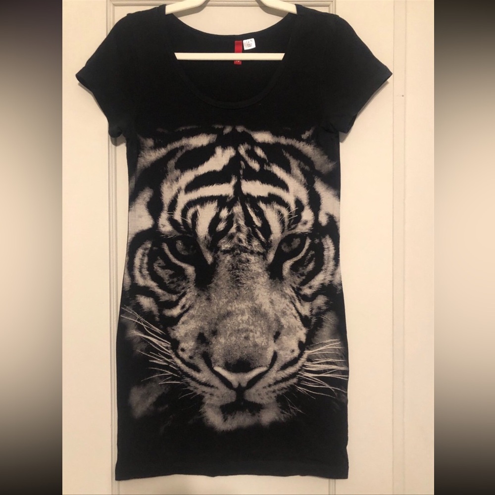 H&M Tiger Bodycon Mini Dress or Shirt Women’s Size 10